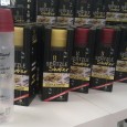 Geschüttelt, nicht gerührt… In unserer konsumgetriebenen Welt gibt es viele Dinge, welche die Menschheit nicht braucht, so auch das innovative Produkt des Spätzle Shakers. Er gehört zu den Dingen, die man kauft, um sie dann nach ein- bis zweimaligen Nutzen in die dunkelsten Katakomben eines vergessenen Küchenschrankes zu verbannen.